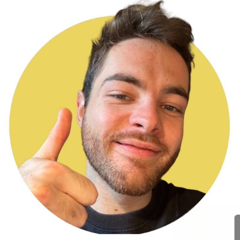 Quentin Saboureau alias Q-SEO, fondateur d'izyLocal, SaaS SEO local lancé en 1 semaine avec 248k abonnés